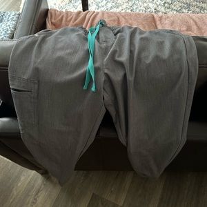 Gray figs jogger scrub bottom